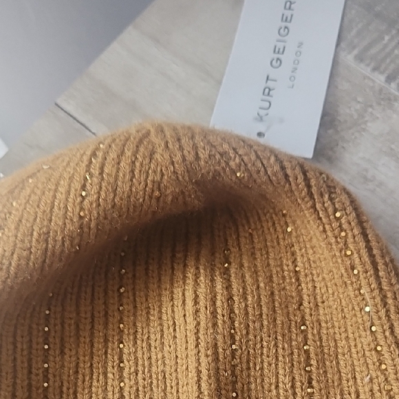 Kurt Geiger Tan Knit Beanie with Gold Details - Picture 3 of 3